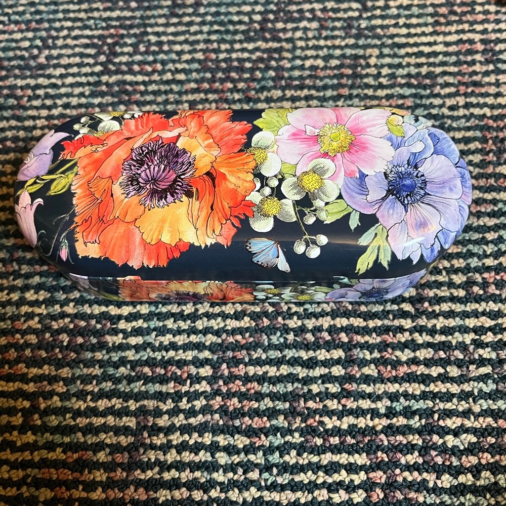 Brighton eyeglass case